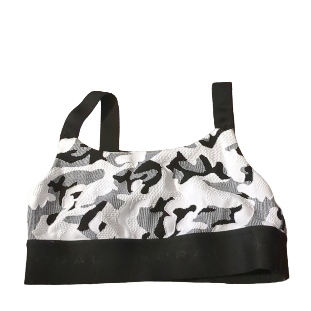 Koral camo sports bra size small?